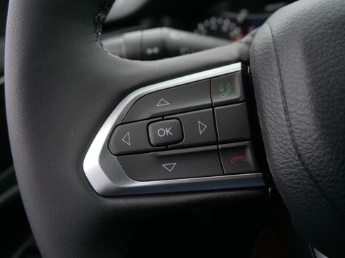 New 2026 Jeep Compass Limited image 11