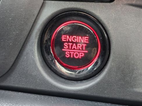 Certified 2025 Honda Pilot TrailSport image 14