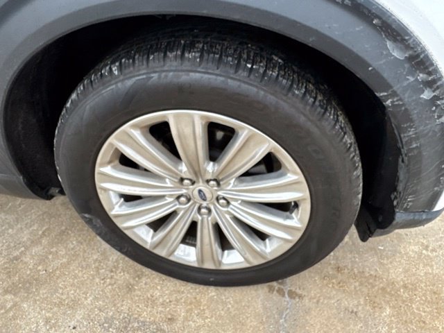 Used 2022 Ford Explorer Limited w/ Equipment Group 301A RWD image 13