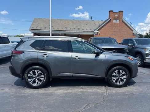 Used 2021 Nissan Rogue SV w/ Premium Package AWD/4WD image 8