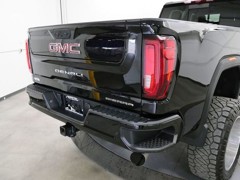 Used 2021 GMC Sierra 2500 Denali w/ Denali Ultimate Package AWD/4WD image 40
