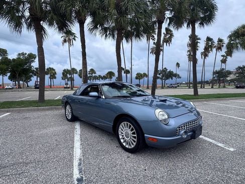 Used 2005 Ford Thunderbird 50th Anniversary RWD image 14