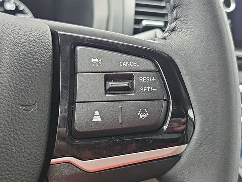 Used 2025 Honda Odyssey Touring image 19