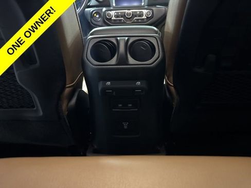 Used 2022 Jeep Wrangler Unlimited Rubicon 4xe w/ Cold Weather Group AWD/4WD image 26