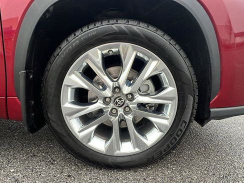 Used 2020 Toyota Highlander Limited image 11