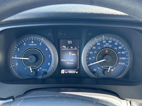 Used 2019 Toyota Sienna LE image 30
