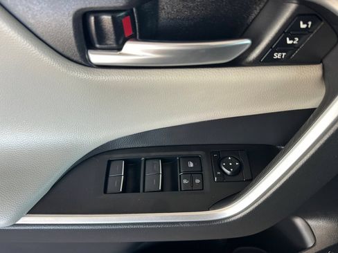 Used 2025 Toyota RAV4 Limited w/ Advanced Technology Package AWD/4WD image 8