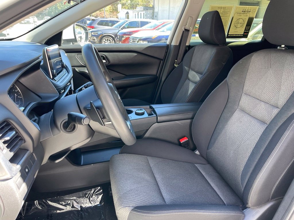 Certified 2024 Nissan Rogue SV AWD/4WD image 7