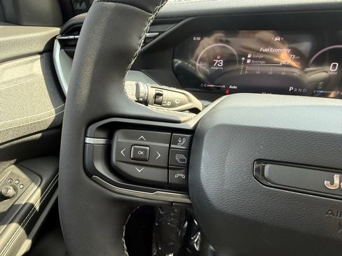 New 2026 Jeep Cherokee Laredo AWD/4WD image 18