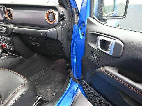 Used 2021 Jeep Gladiator Mojave AWD/4WD image 17