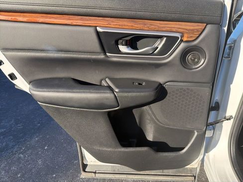 Used 2019 Honda CR-V Touring image 31