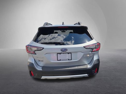 Used 2021 Subaru Outback Limited XT w/ Popular Package #2 AWD/4WD image 4