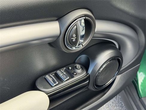 Used 2023 MINI Cooper S image 21