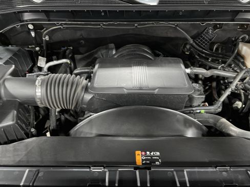 Used 2022 GMC Sierra 2500 SLE w/ SLE Value Package; image 16