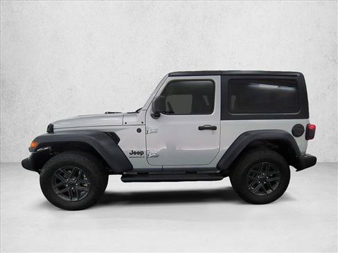 Used 2024 Jeep Wrangler Sport AWD/4WD image 9