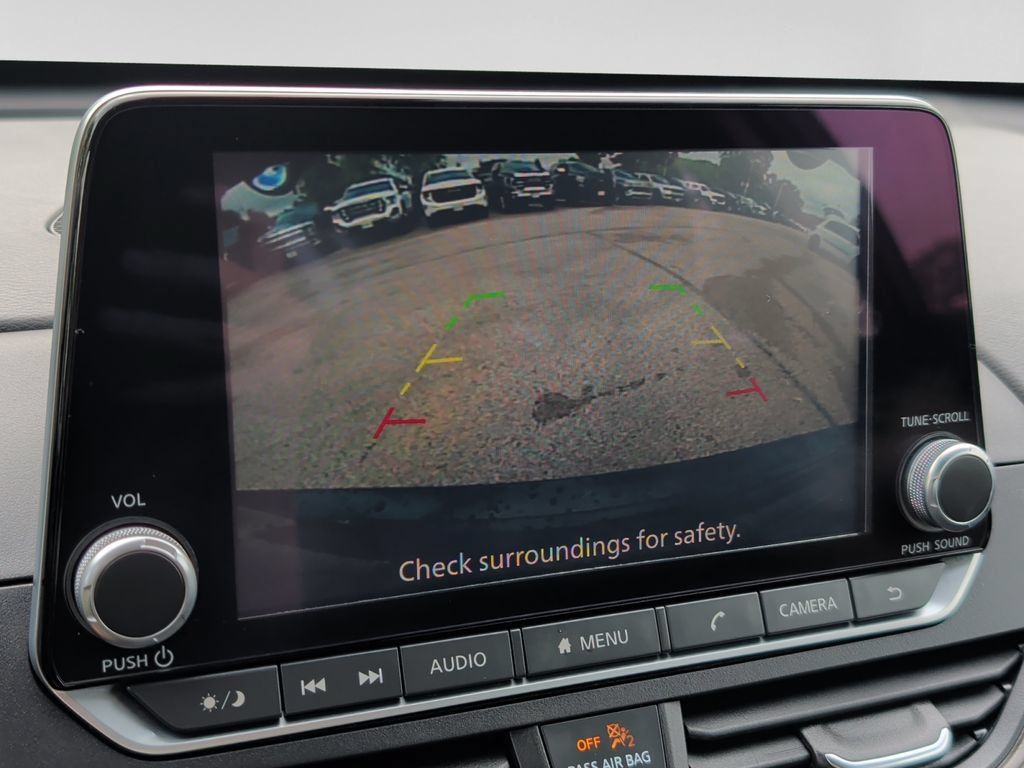 Used 2025 Nissan Altima 2.5 SV FWD image 22