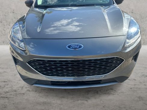Used 2022 Ford Escape SE FWD image 13