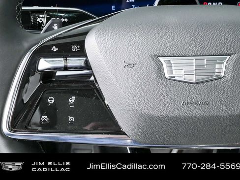 New 2026 Cadillac Lyriq Luxury image 10