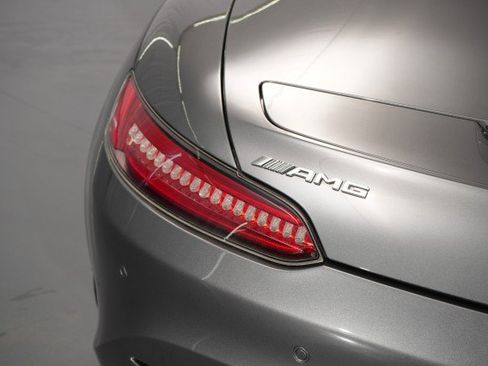 Used 2018 Mercedes-Benz AMG GT Roadster image 23