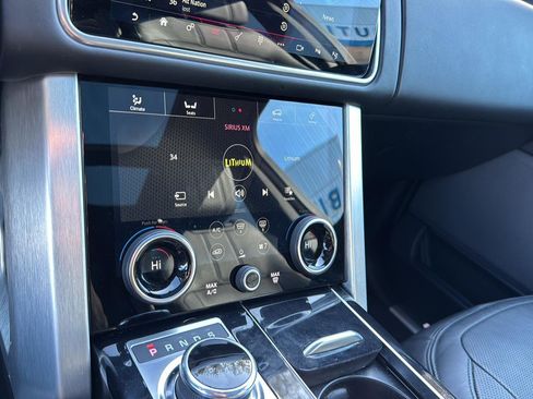 Used 2022 Land Rover Range Rover P525 Westminster Edition image 22