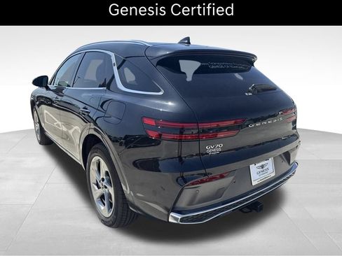 Certified 2026 Genesis GV70 2.5T AWD/4WD image 4