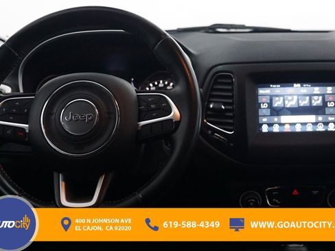 Used 2020 Jeep Compass Latitude w/ Safety & Security Group image 3