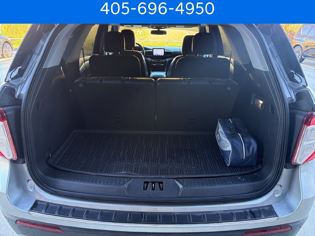 Used 2022 Ford Explorer Limited w/ Equipment Group 301A RWD image 29