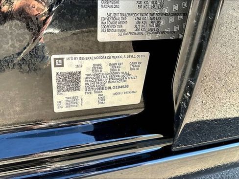 Used 2020 GMC Sierra 1500 SLE w/ SLE Value Package image 19