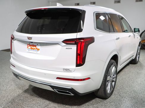 Used 2023 Cadillac XT6 Premium Luxury AWD/4WD image 7