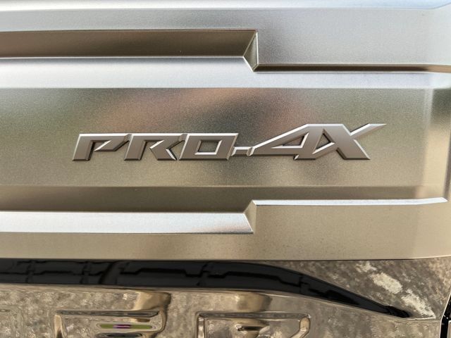 Used 2025 Nissan Frontier PRO-4X AWD/4WD image 39