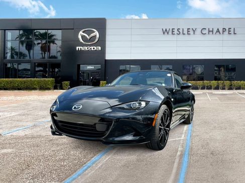 Used 2025 MAZDA MX-5 Miata RF Grand Touring RWD image 1