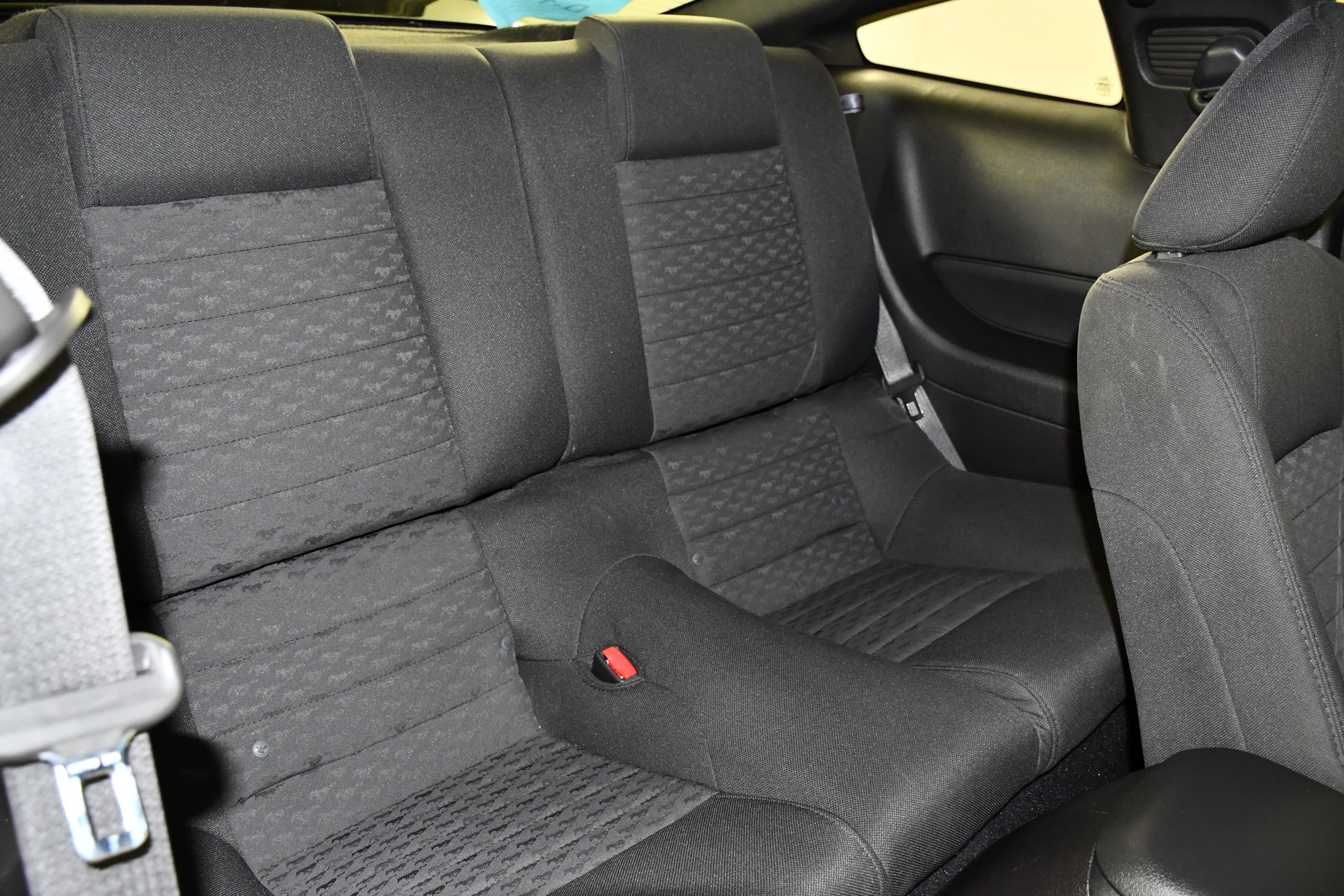 Used 2008 Ford Mustang GT RWD image 38