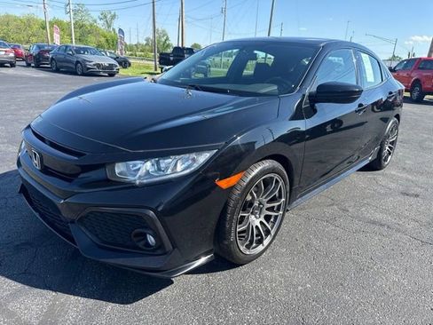 Used 2018 Honda Civic Sport image 7