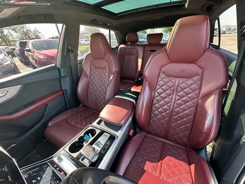 Used 2021 Audi SQ8 Prestige w/ Prestige Package AWD/4WD image 28