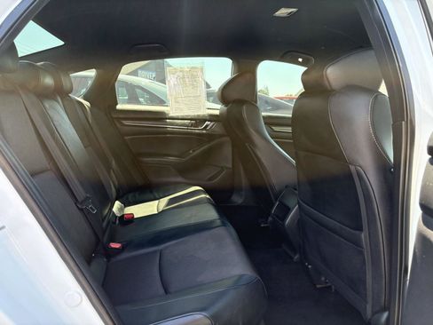 Used 2018 Honda Accord Sport image 20