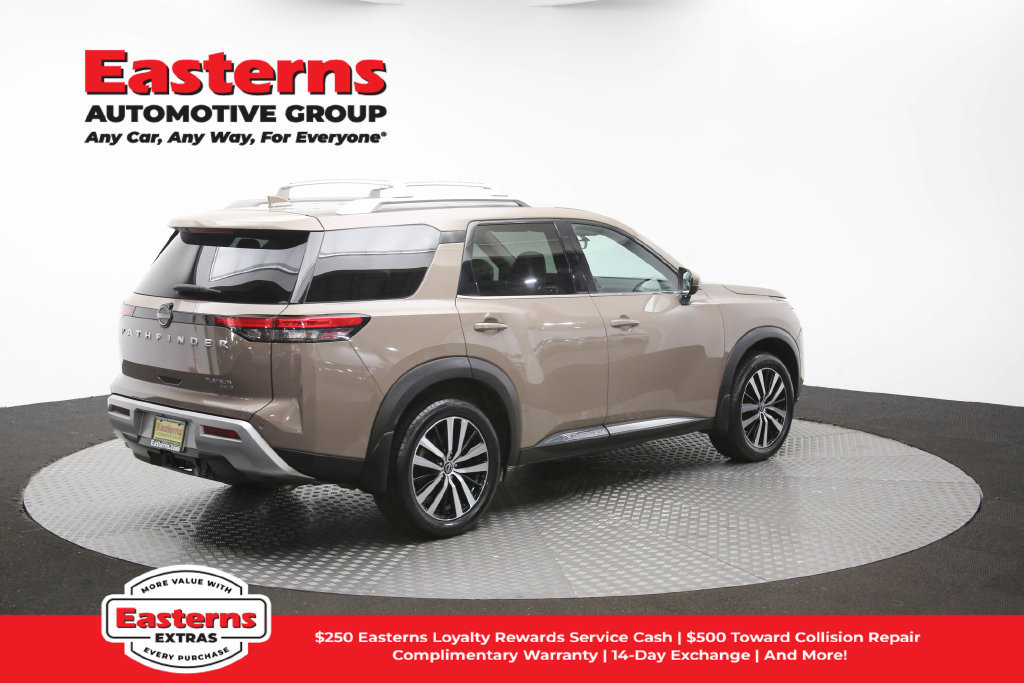 Used 2023 Nissan Pathfinder Platinum w/ Cargo Package AWD/4WD image 45