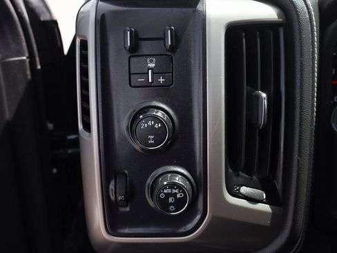 Used 2018 GMC Sierra 2500 Denali w/ Duramax Plus Package image 19