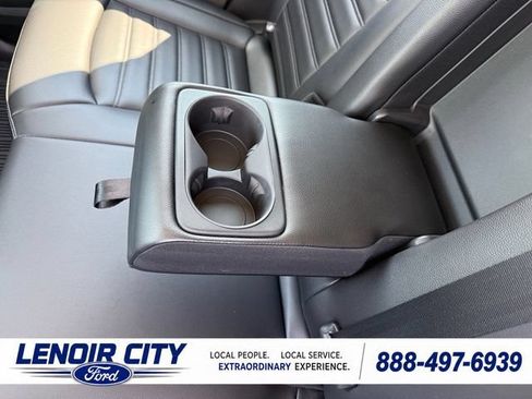 Certified 2024 Ford Edge SEL w/ Convenience Package AWD/4WD image 14