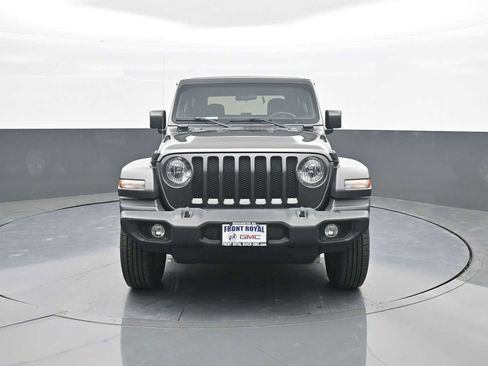 Used 2023 Jeep Wrangler Sport AWD/4WD image 3