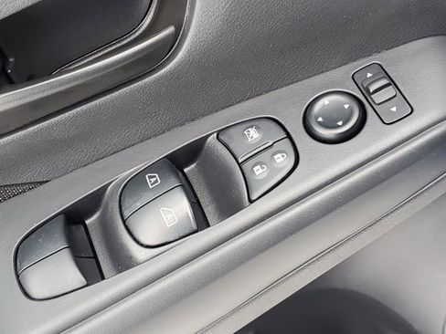 Certified 2024 Nissan Kicks S image 20