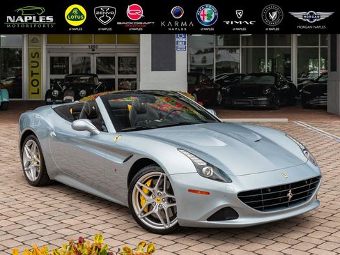 Used 2016 Ferrari California T RWD image 1