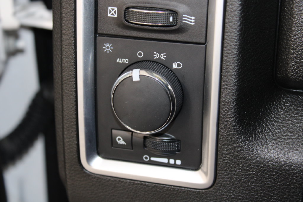 Used 2024 RAM 1500 Classic SLT RWD image 38