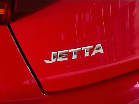 Used 2019 Volkswagen Jetta R-Line FWD image 29