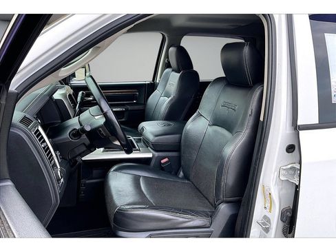 Used 2015 RAM 3500 Laramie AWD/4WD image 33