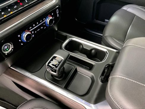 Used 2023 GMC Sierra 1500 SLT RWD image 16