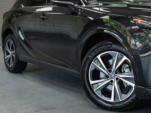 Used 2023 Lexus RX 350h w/ Accessory Package (Z1) AWD/4WD image 8