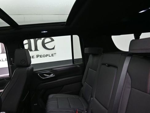 Used 2024 Chevrolet Suburban RST w/ Sport Performance Package AWD/4WD image 22