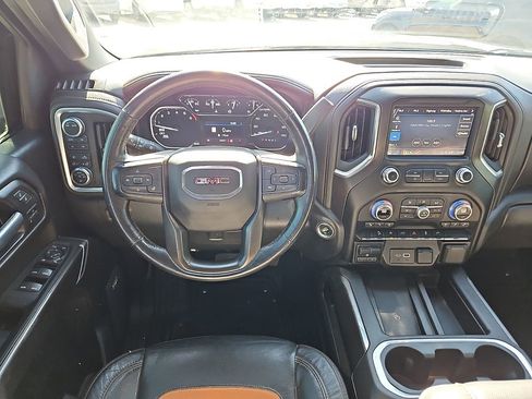 Used 2021 GMC Sierra 1500 AT4 w/ AT4 Preferred Package image 9