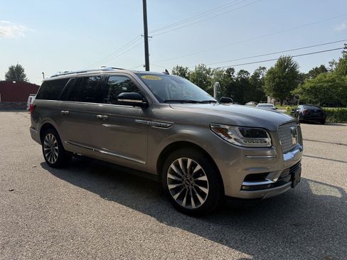 Used 2020 Lincoln Navigator L Reserve w/ Luxury Package AWD/4WD image 53