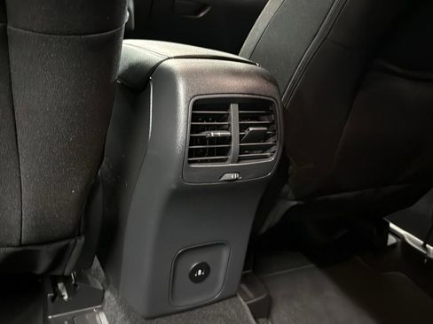 Certified 2025 Ford Escape Active image 28